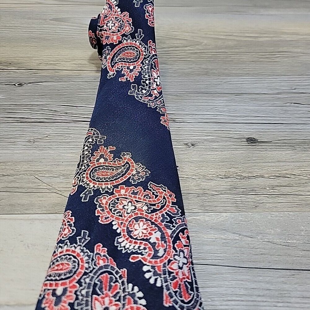 Vintage Christian Dior‎ Paisley Print Silk Tie 55" x 4 1/4" Navy Red - Picture 4 of 10